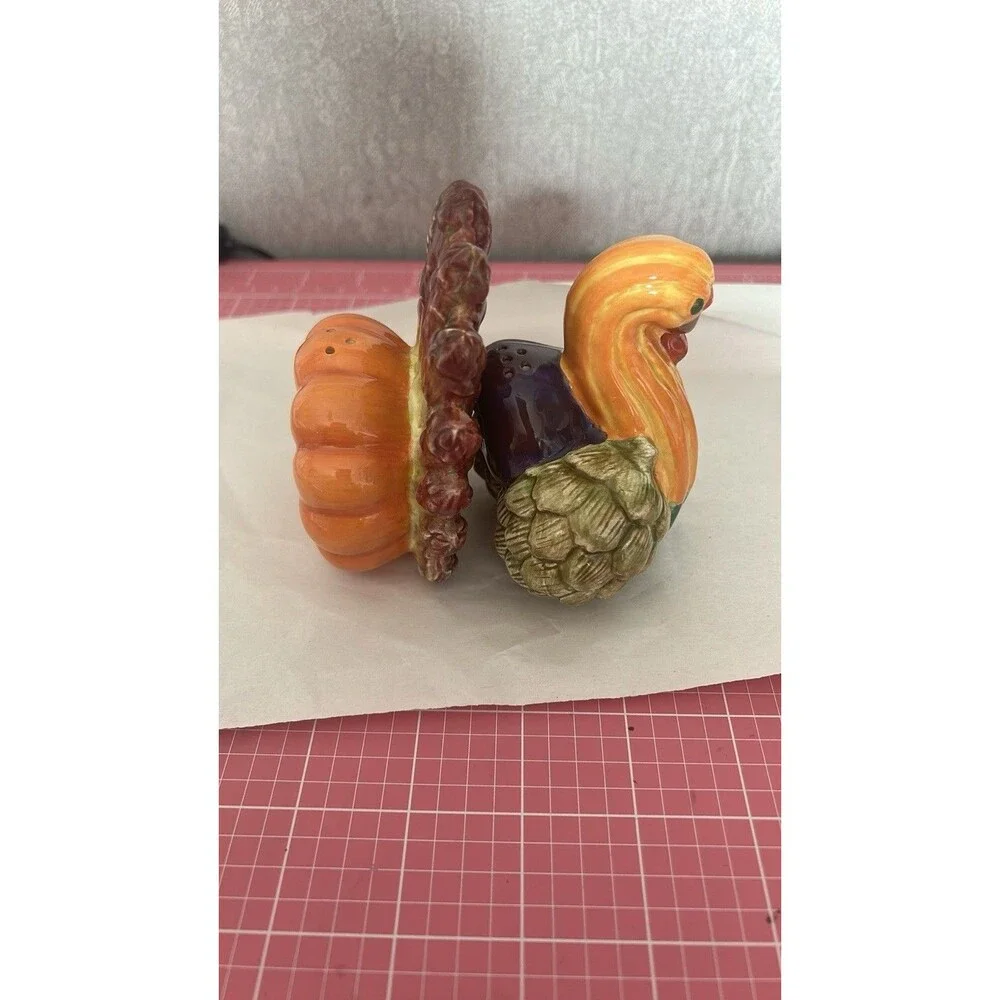 Dept 56 Turkey Veggie Figural Salt & Pepper Shakers Thanksgiving Holiday Dinner